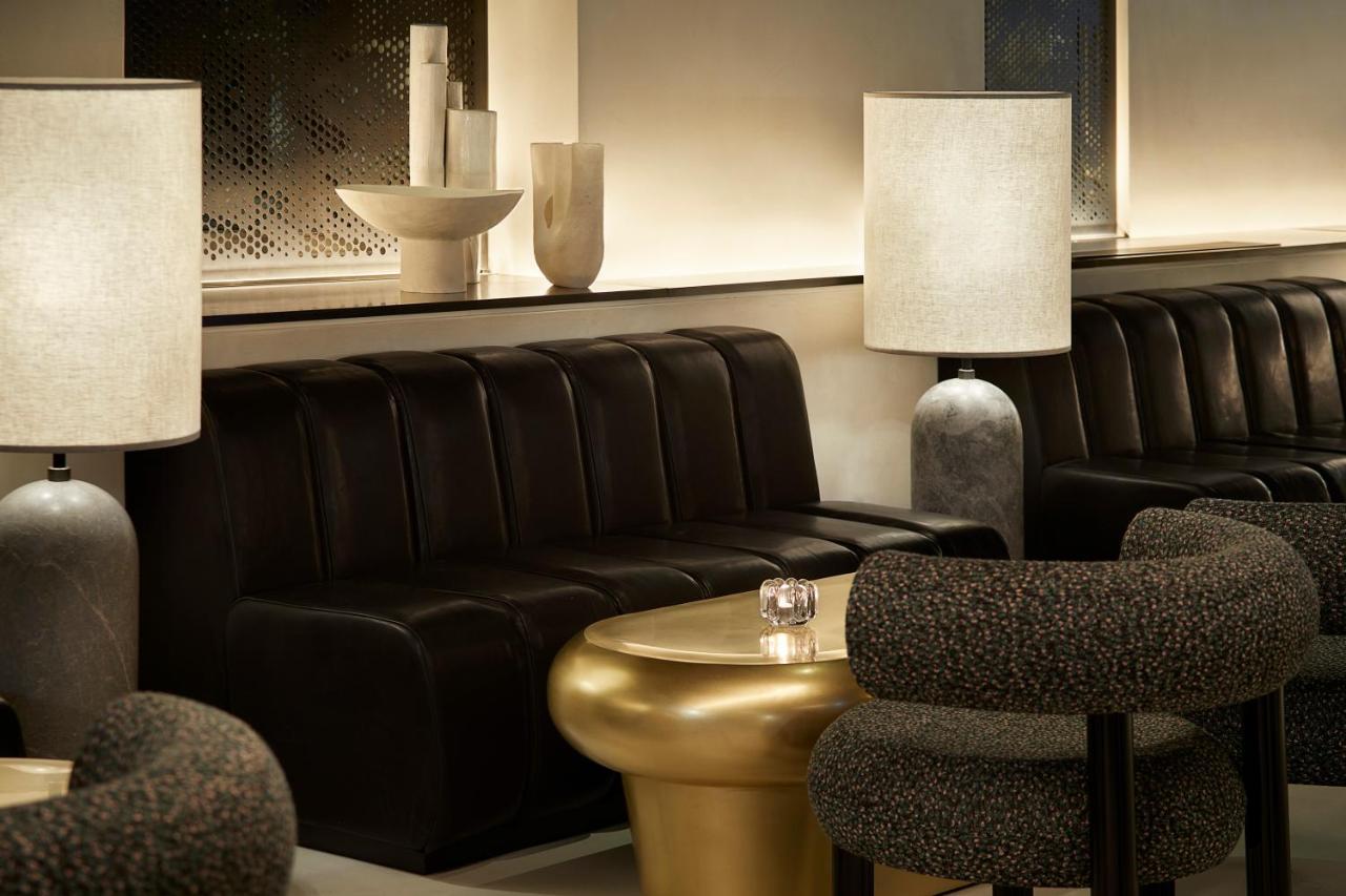 Hotel Pan Pacific Londra Esterno foto The interior of the lounge